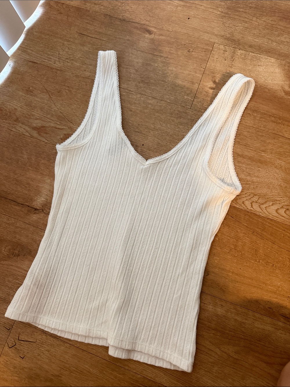 Universal Thread White Ribbed V‑Neck Tank Top - Picture 2 of 2